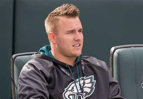 Mike trout haircut - Mike Trout continues to do Mike Trout things and punish baseballs to the moon. I do not own any of these clips. All the rights goes to Major League Baseball....